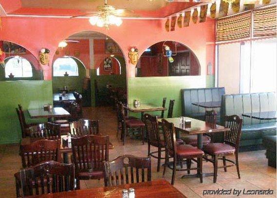 Econo Lodge Ormond Beach Restaurant photo